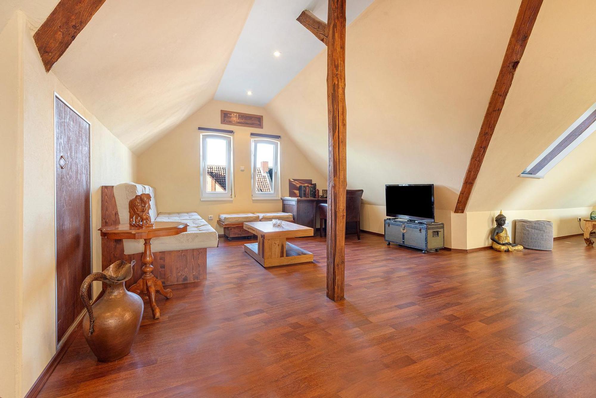 Dachgeschosswohnung Wohllebe Апартаменты Ганновер